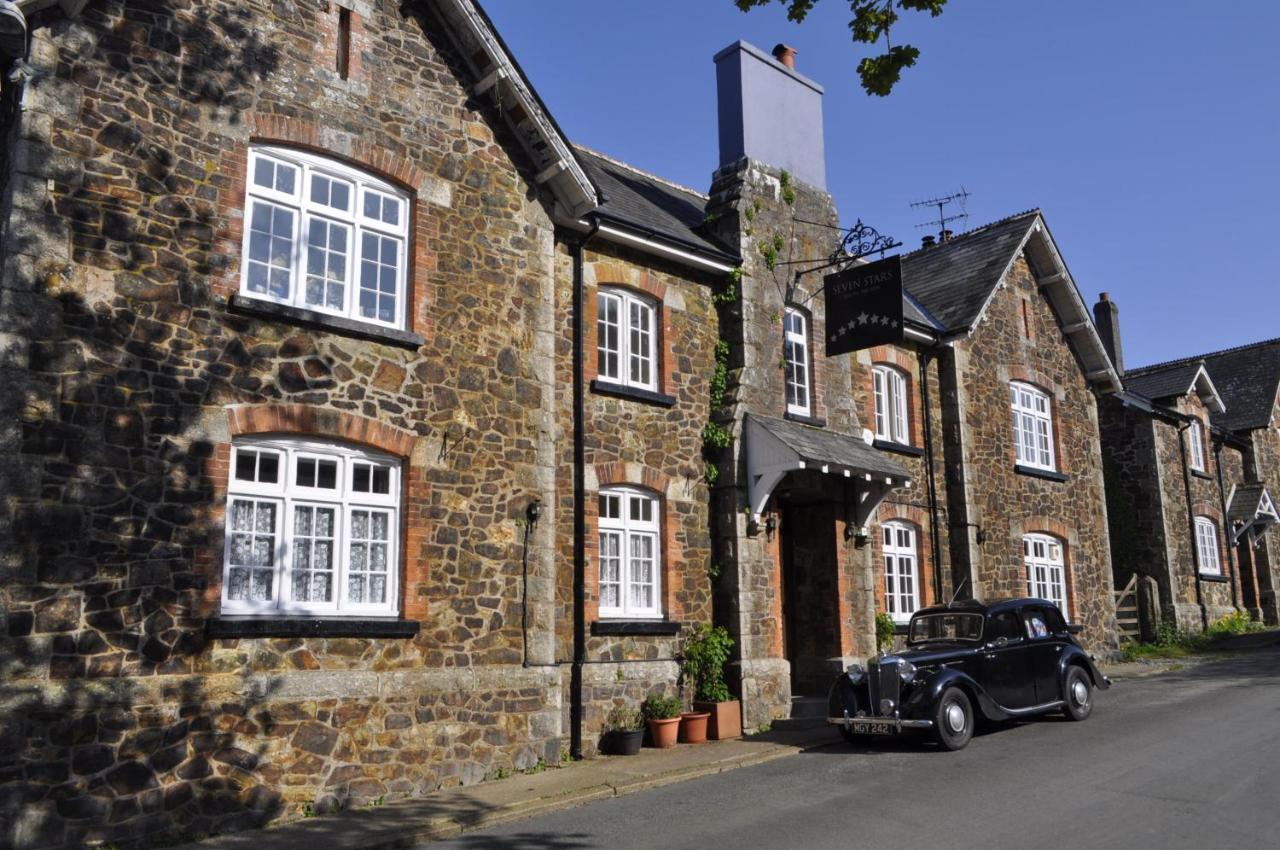 Seven Stars - Bed & Breakfast & Restaurant Okehampton Bagian luar foto